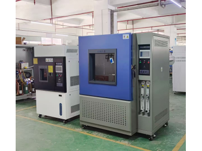 淋雨試驗(yàn)箱，氙燈老化箱發(fā)貨江西客戶公司